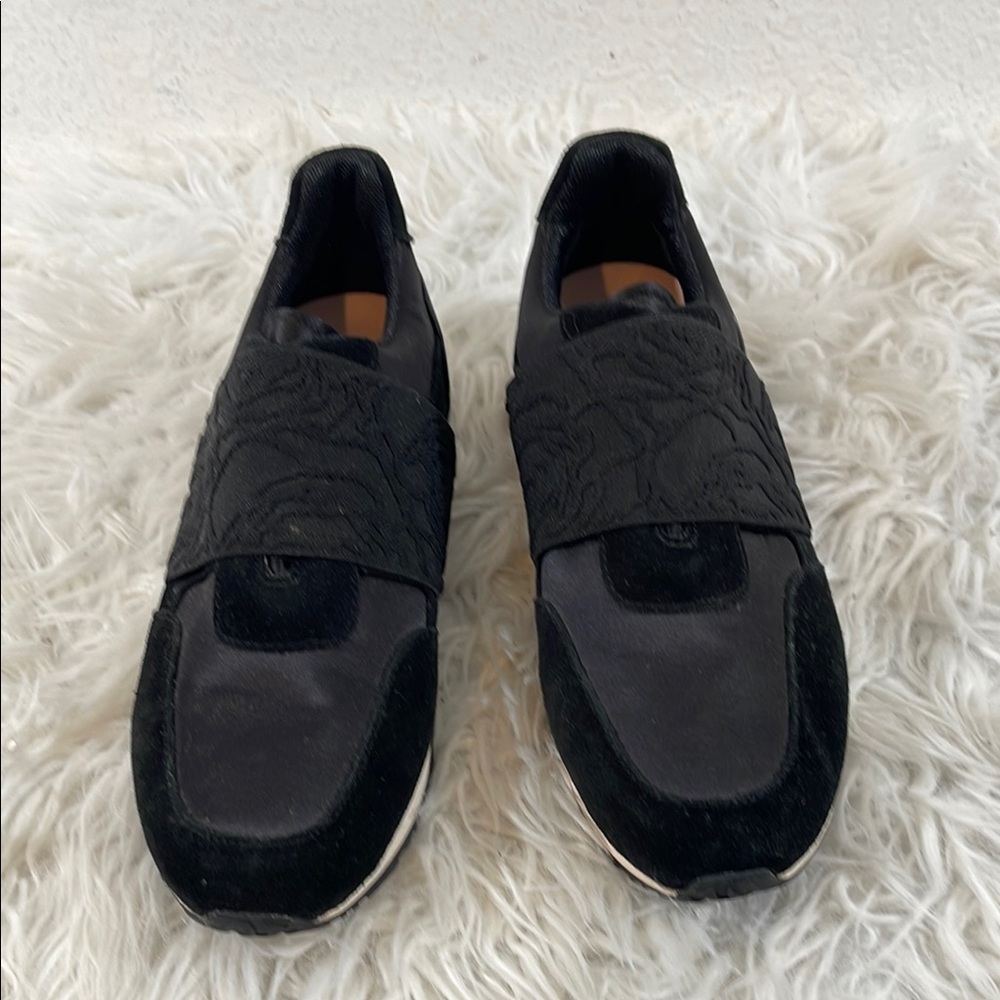 Taryn Rose Carson Women's Black Suede and satin Slip-on Shoes/Sneaker Size 6